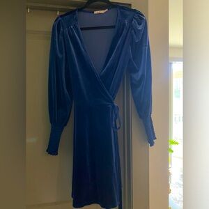 Francseca’s Blue Velvet Longsleeve Wrap Dress